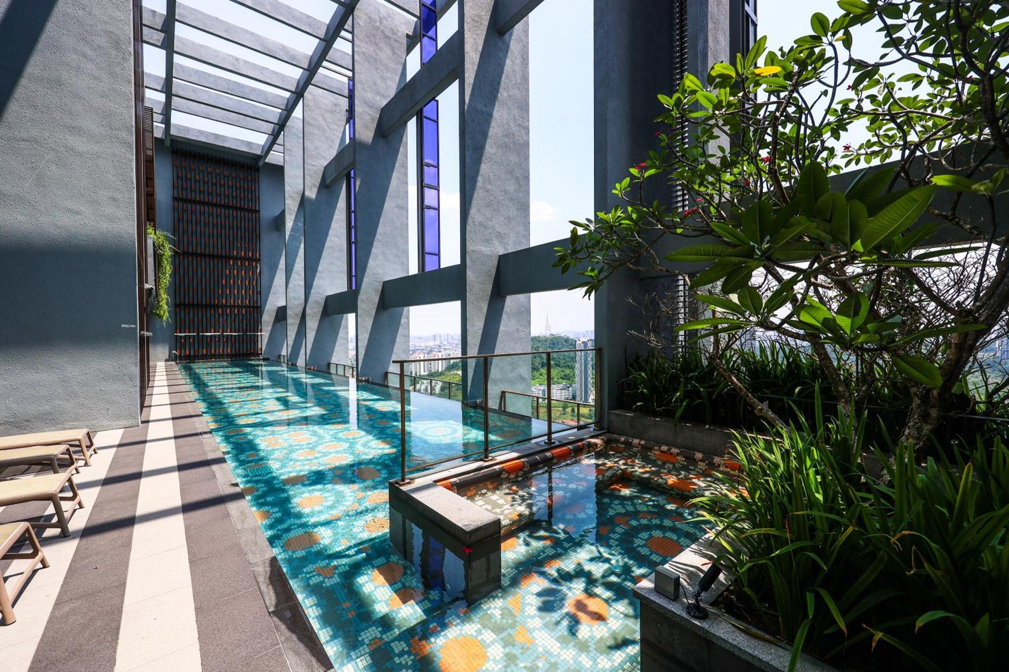 Millerz Square By Mykey Apartment